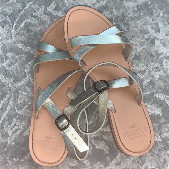 Sandals - Picture 1 of 2